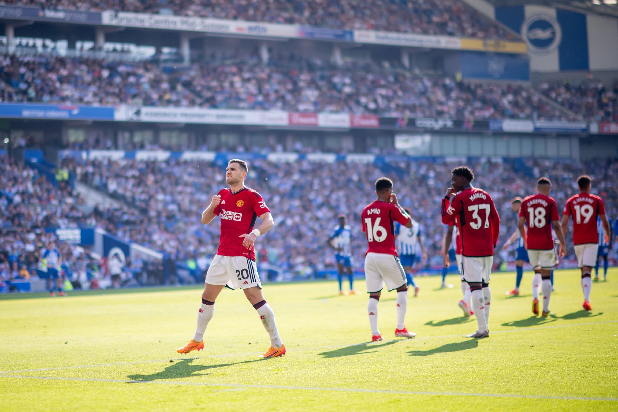 球队也推出 球队也推出